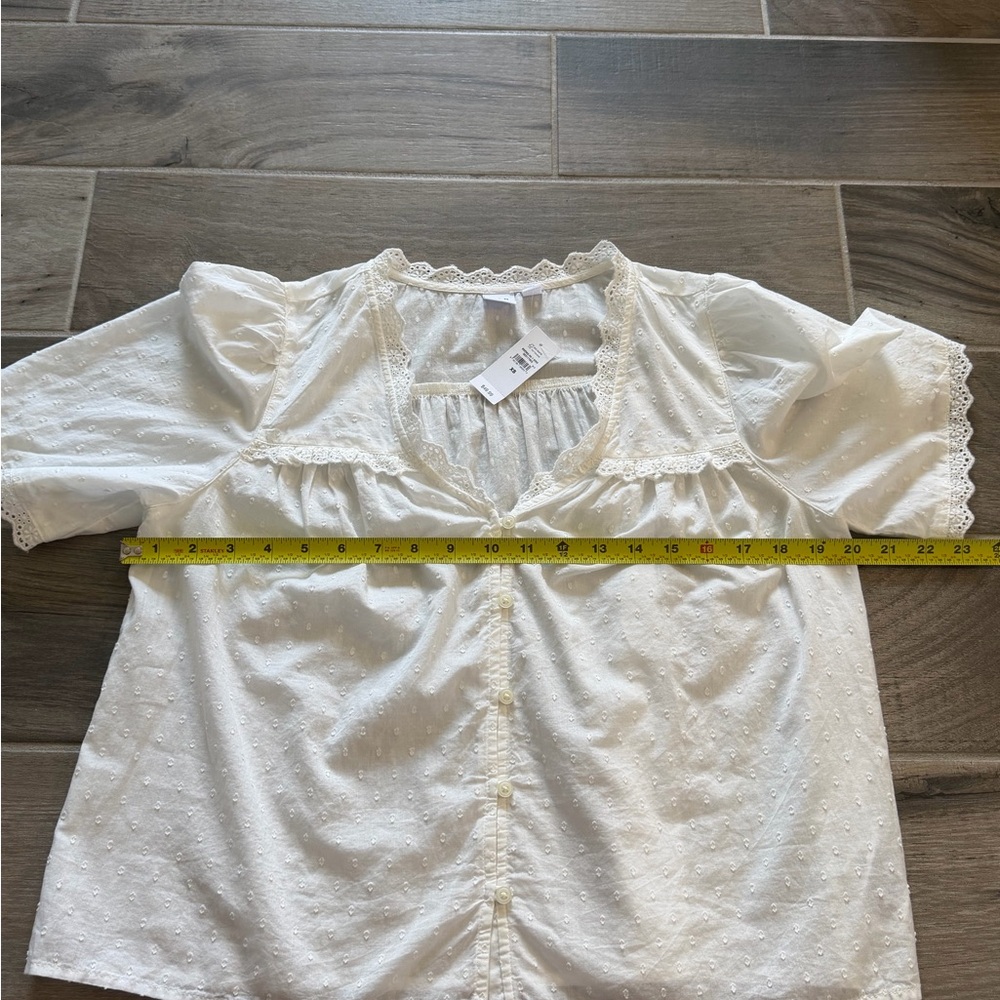 GAP White Ruffle Button-Front Blouse NWT size XS - Picture 5 of 9
